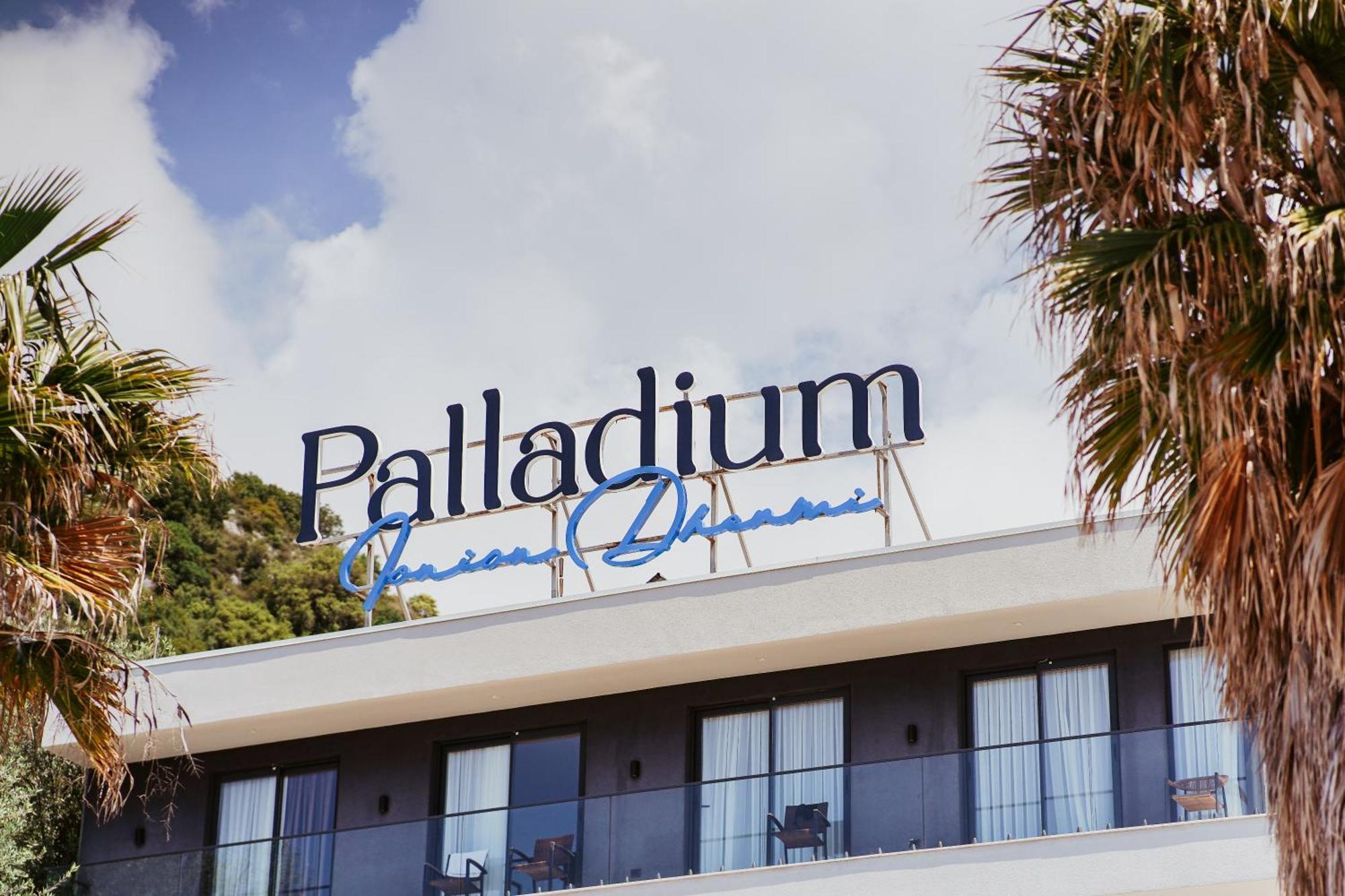 Palladium Beach Hotel- Private Beach Included Dhërmi Extérieur photo